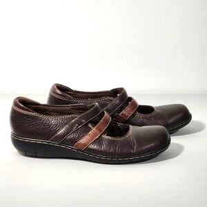 Clarks Bendables Women's Brown Leather Double Strap Mary Jane Flats Size 8 N